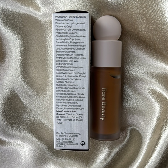 RARE BEAUTY Liquid Touch Brightening Concealer 470C Medium deep - Picture 3 of 3